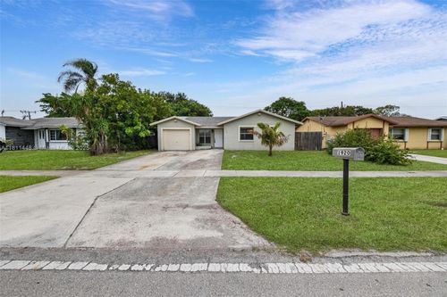 1920 Nw 3rd Ave, Pompano Beach, FL, 33060-4837 | Card Image