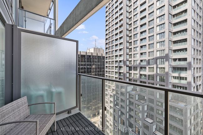2107 - 5 Soudan Ave, Condo with 2 bedrooms, 2 bathrooms and null parking in Toronto ON | Image 15