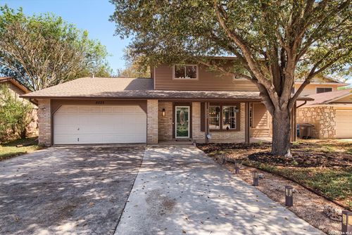 8222 Dawnwood Dr, San Antonio, TX, 78250-3204 | Card Image