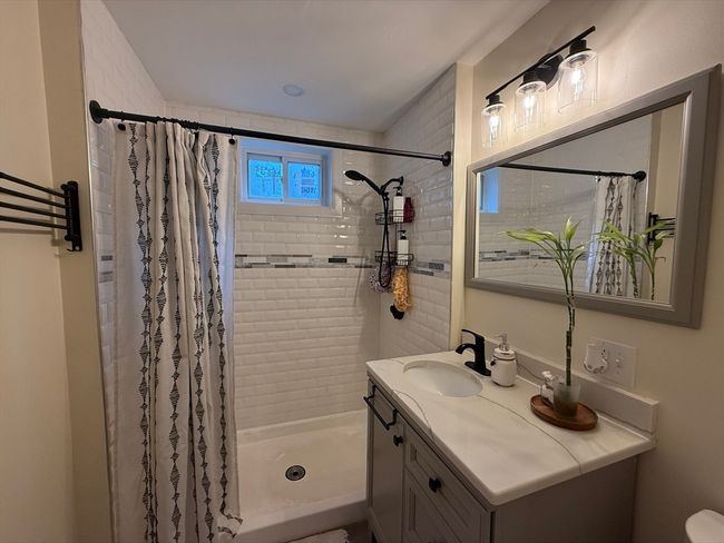 14 - 14 Fleming Ave, House attached with 3 bedrooms, 1 bathrooms and 3 parking in Andover MA | Image 11