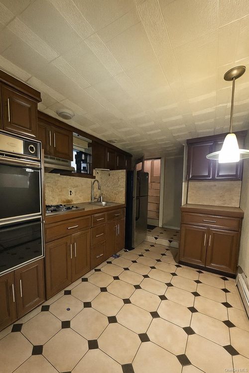 97-32 84th St, Ozone Park, NY, 11416-2005 | Card Image