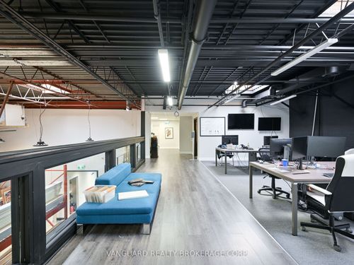 6-40 Pippin Rd, Vaughan, ON, L4K4M6 | Card Image