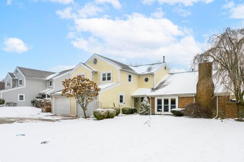 900 Hilltop Dr, Bellefontaine, OH, 43311-2942 | Card Image