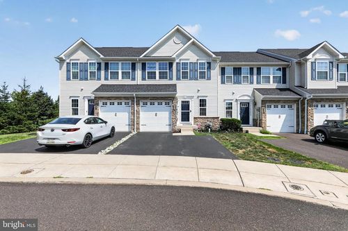 1551 Emily Ct, HATFIELD, PA, 19440-3504 | Card Image