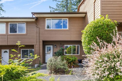 6-855 Howard Ave, Nanaimo, BC, V9R5V4 | Card Image