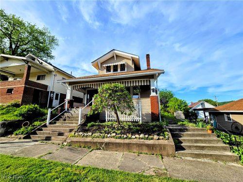 105 W 40th St, Shadyside, OH, 43947-1124 | Card Image