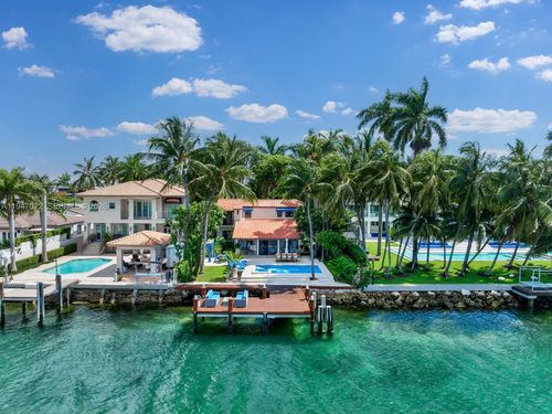 56 S Hibiscus Dr, Miami Beach, FL, 33139-5128 | Card Image