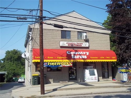 86 Mapleville Main St, Mapleville, RI, 02839-1194 | Card Image