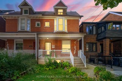 262 Havelock St, House attached with 3 bedrooms, 2 bathrooms and 2 parking in Toronto ON | Image 1