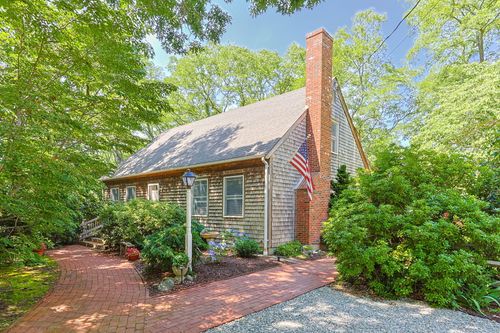 10 Bradford Ln, Eastham, MA, 02642-1984 | Card Image