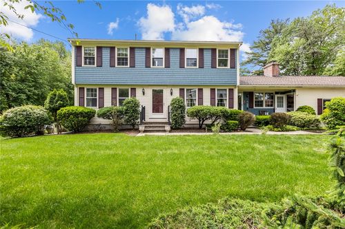4 Tall Pines Dr, Barrington, RI, 02806-2713 | Card Image