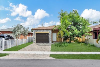 2323 Raleigh St, House other with 3 bedrooms, 2 bathrooms and null parking in Hollywood FL | Image 2