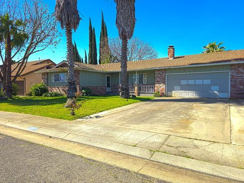 1647 Jerry Ave, Escalon, CA, 95320-2108 | Card Image
