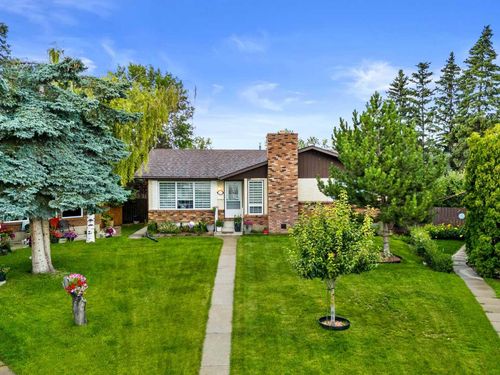 12 Whiteland Bay Ne, Calgary, AB, T1Y3M5 | Card Image