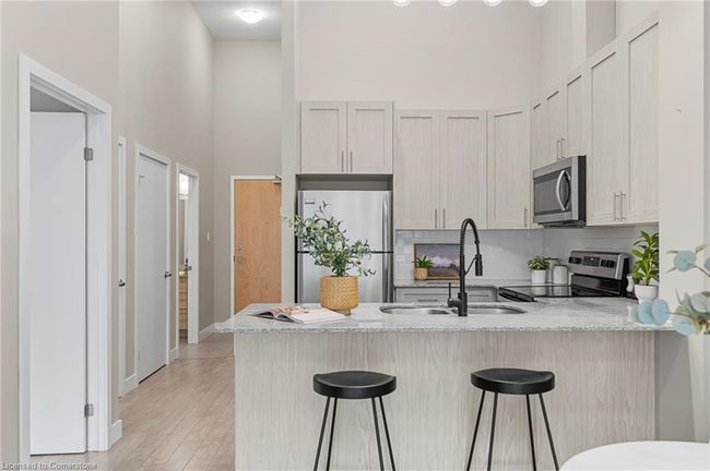 210 - 100 Garment St, House attached with 1 bedrooms, 1 bathrooms and 1 parking in Kitchener ON | Image 14