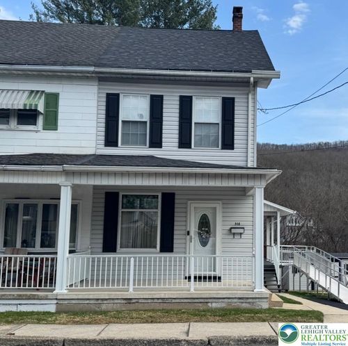 518 South St, Jim Thorpe, PA, 18229-2415 | Card Image