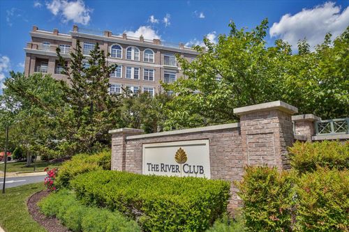 303-820 Belmont Bay Dr, WOODBRIDGE, VA, 22191-5466 | Card Image