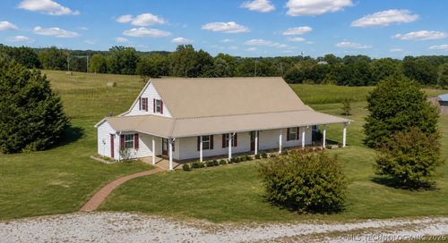 9122 Ns 3540 Rd, Prague, OK, 74864-8613 | Card Image