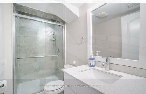 62 Tysonville Cir, Brampton, ON, L7A4B1 | Card Image