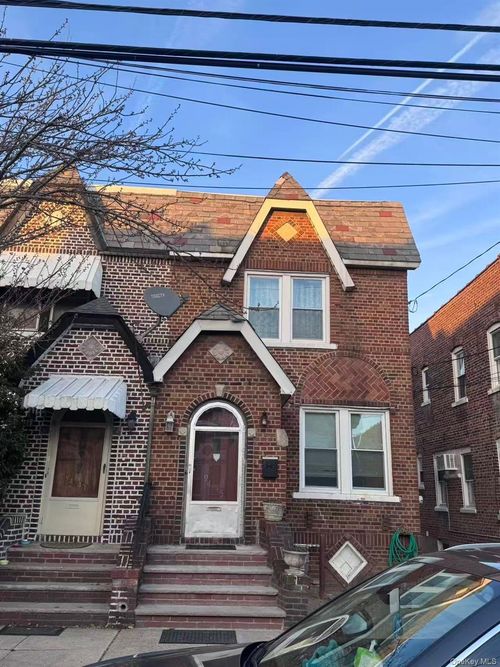 9445 239th Street, Hempstead, NY, 11001 | Card Image