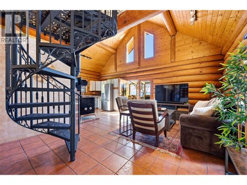 3743 Gates Rd, West Kelowna, BC, V4T1A3 | Card Image