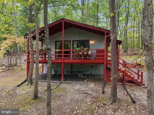 63 Turtle Ln, HEDGESVILLE, WV, 25427-6033 | Card Image