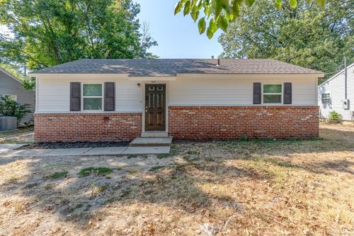 3207 Fairview Dr, Jonesboro, AR, 72401-6409 | Card Image