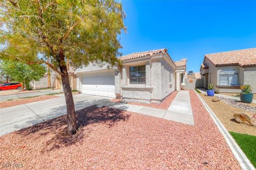7212 Nordic Lights Dr, Las Vegas, NV, 89119-0334 | Card Image