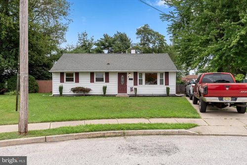 6 Pine Ter, WEST BERLIN, NJ, 08091-3707 | Card Image