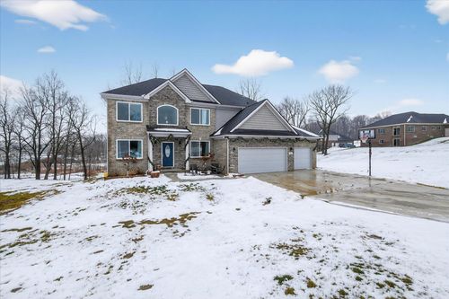 126 Parker Ln, Ortonville, MI, 48462-8978 | Card Image