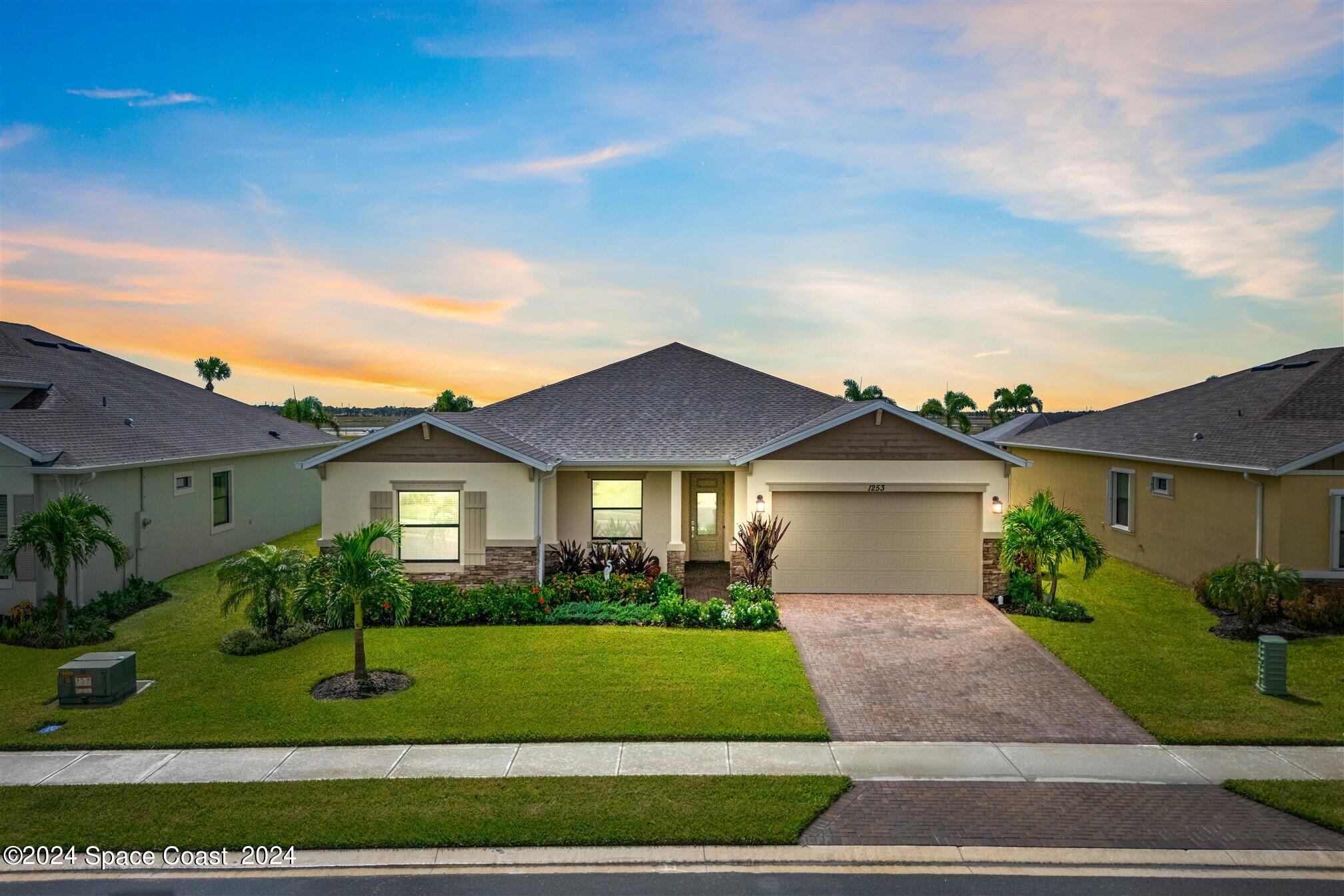 Great Belt Cir, Melbourne, FL 32940