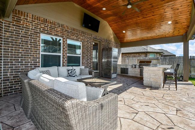 2626 Summer Indigo Trl, House other with 5 bedrooms, 3 bathrooms and 2 parking in Pearland TX | Image 48