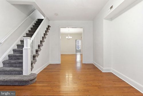 1421 E 11th St, EDDYSTONE, PA, 19022-1360 | Card Image