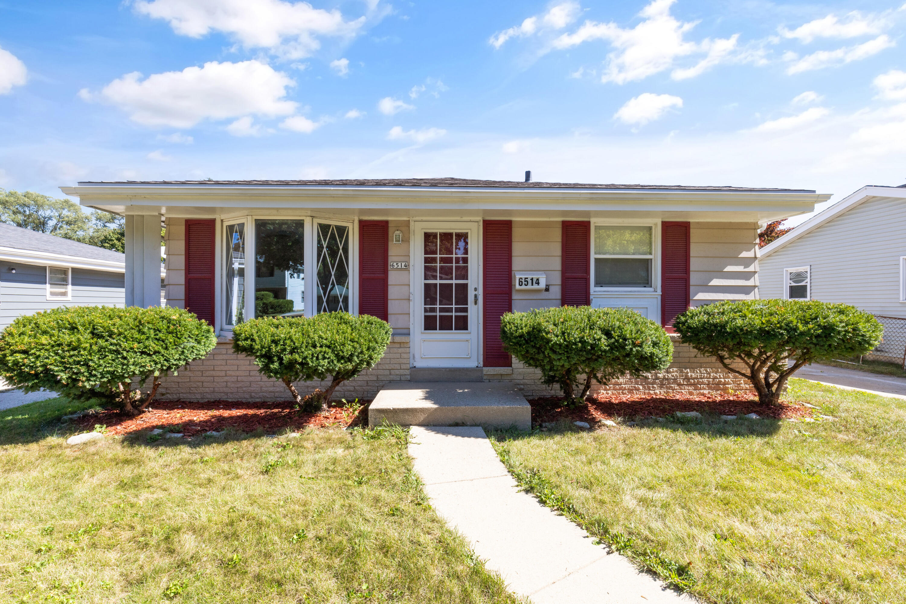 51st St, Milwaukee, WI 53223
