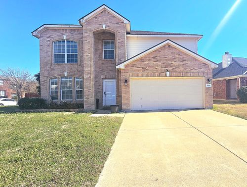 7601 Tin Cup Dr, Arlington, TX, 76001-5928 | Card Image