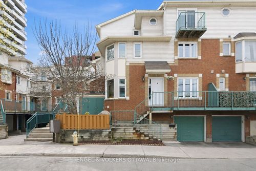 150 Forward Ave, Ottawa, ON, K1Y1K9 | Card Image