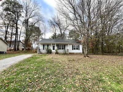 604 Lafayette Point Ct, House other with 3 bedrooms, 2 bathrooms and 2 parking in Clarksville TN | Image 2