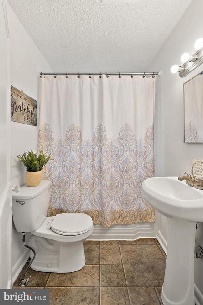 12002 Fitzgerald Way, House other with 2 bedrooms, 1 bathrooms and null parking in Bristow VA | Image 15