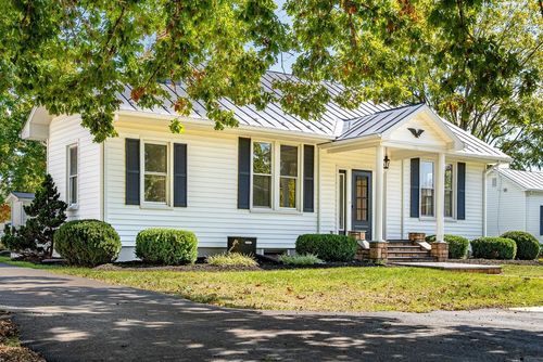 96 Park Ave, GROTTOES, VA, 24441-2500 | Card Image