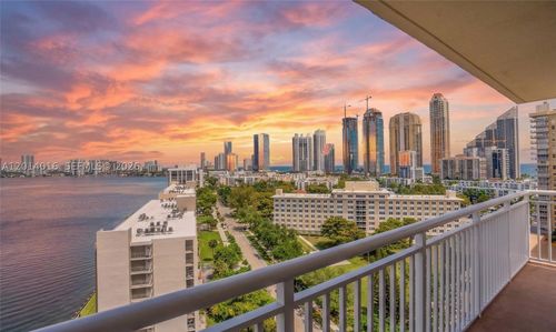 1517-251 174th St, Sunny Isles Beach, FL, 33160-3358 | Card Image