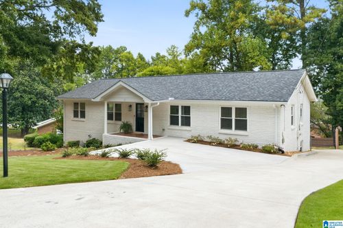1604 Mountain Gap Cir, Birmingham, AL, 35226-3232 | Card Image