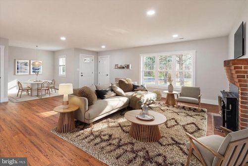 24163 Old Meadow Rd, SEAFORD, DE, 19973-7922 | Card Image