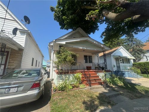 40 Hedwig Ave, Buffalo, NY, 14211-2802 | Card Image