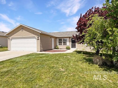 3919 Hickman St, Caldwell, ID, 83607-1745 | Card Image