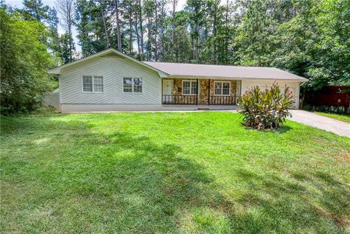 3185 Village Glen Trl, Snellville, GA, 30039-4662 | Card Image