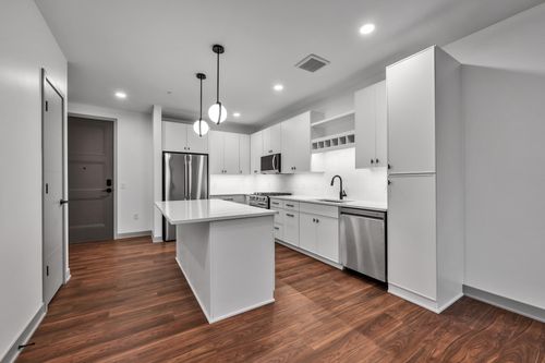 354-640 Wisconsin Ave N, Golden Valley, MN, 55427-4566 | Card Image