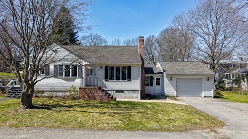 17 Walters Ave, Dedham, MA, 02026-6328 | Card Image