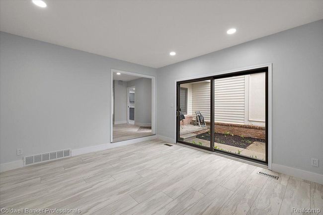14 - 7020 Bridge Way, Condo with 3 bedrooms, 3 bathrooms and null parking in West Bloomfield MI | Image 13