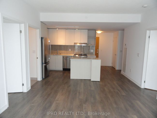803 - 2520 Eglinton Ave W, Condo with 3 bedrooms, 2 bathrooms and null parking in Mississauga ON | Image 12