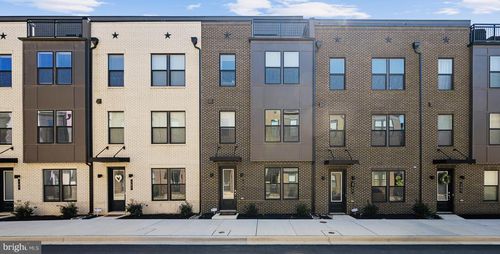 105 Glass Ln, BALTIMORE, MD, 21230-5648 | Card Image